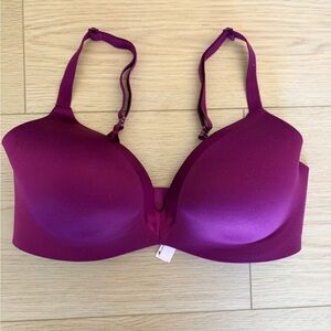 Victoria's Secret Lined Semi Demi Plunge Bra in Deep Magenta